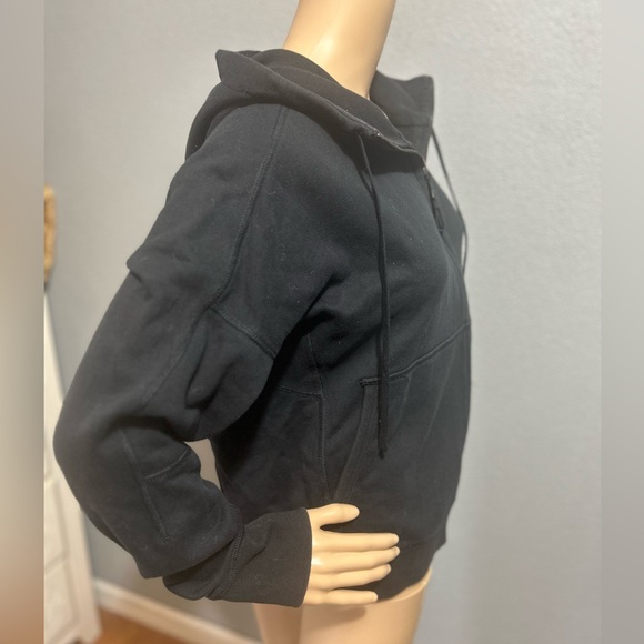 Adidas Black medium weight jacket women’s size medium - Picture 6 of 9